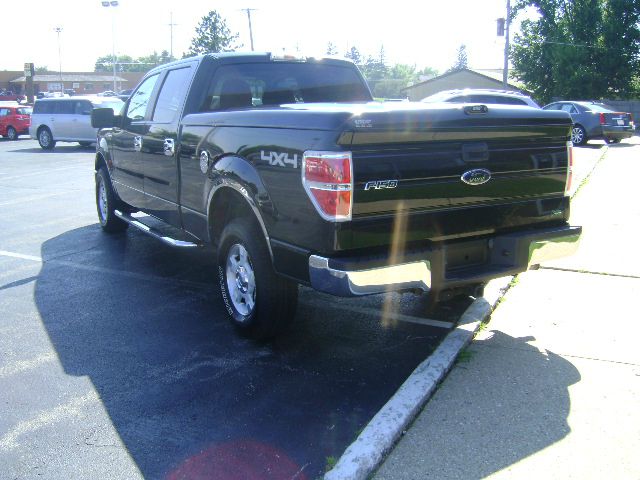 Ford F150 2010 photo 2