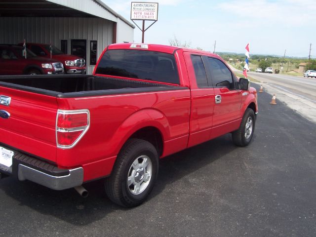 Ford F150 2010 photo 2