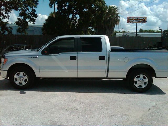 Ford F150 2010 photo 2