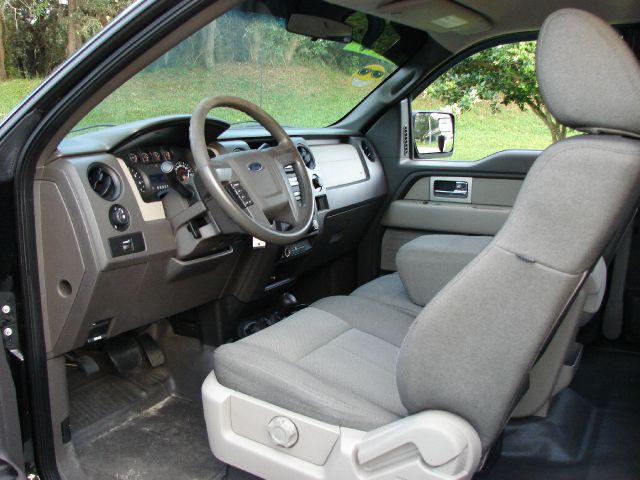 Ford F150 2010 photo 25