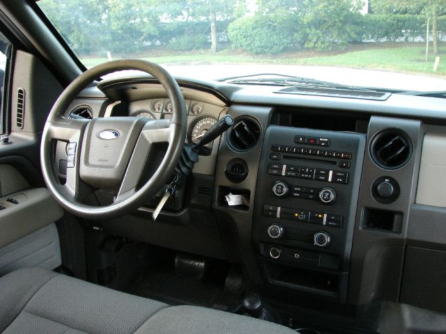 Ford F150 2010 photo 36