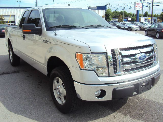 Ford F150 FB13 GRAY Pickup Truck