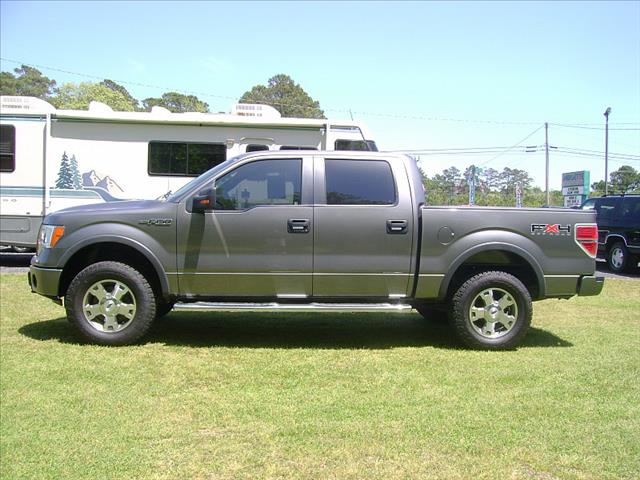 Ford F150 2010 photo 24