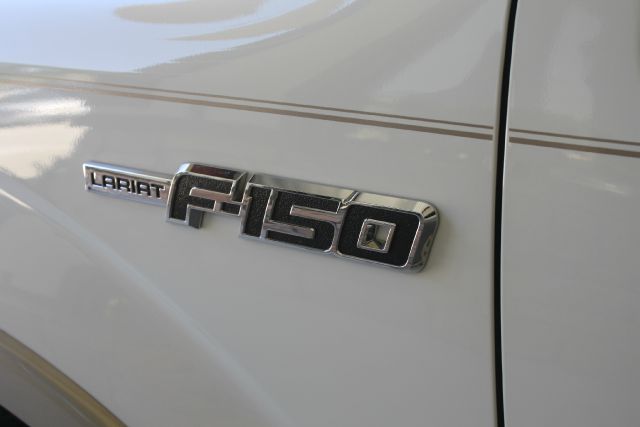 Ford F150 2010 photo 2