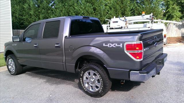 Ford F150 2010 photo 2