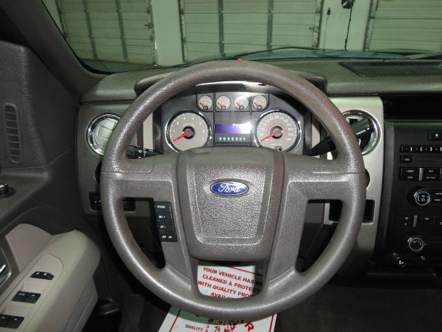 Ford F150 2010 photo 21