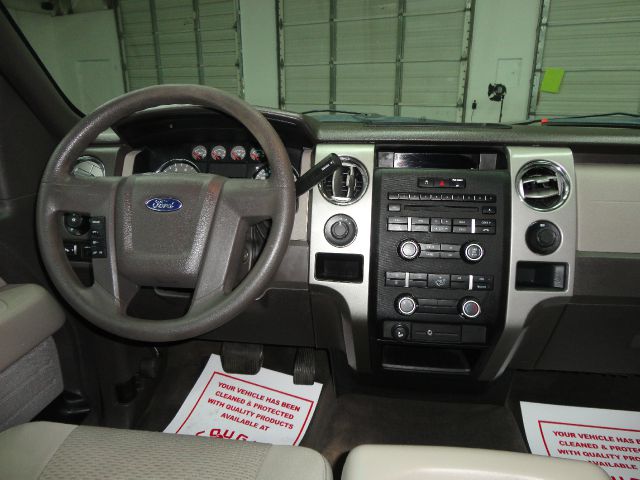 Ford F150 2010 photo 36