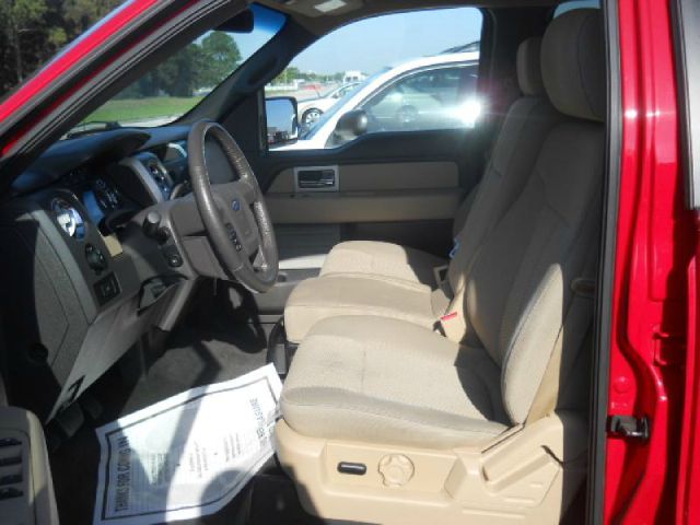 Ford F150 2011 photo 2