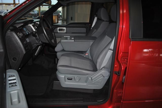 Ford F150 2011 photo 2