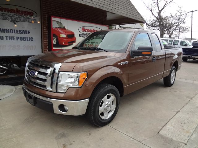 Ford F150 2011 photo 2