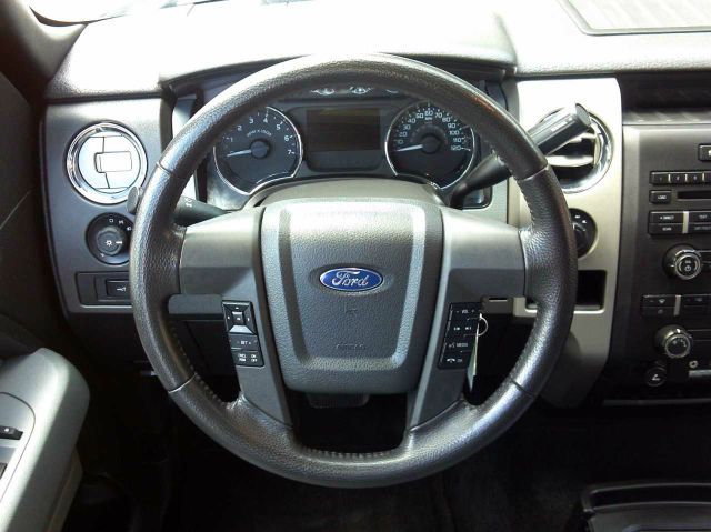 Ford F150 2011 photo 1