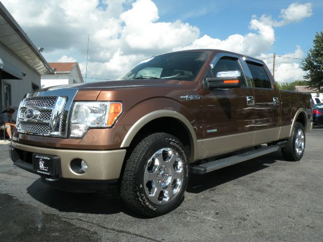 Ford F150 4 Dr SE Sedan Crew Cab Pickup