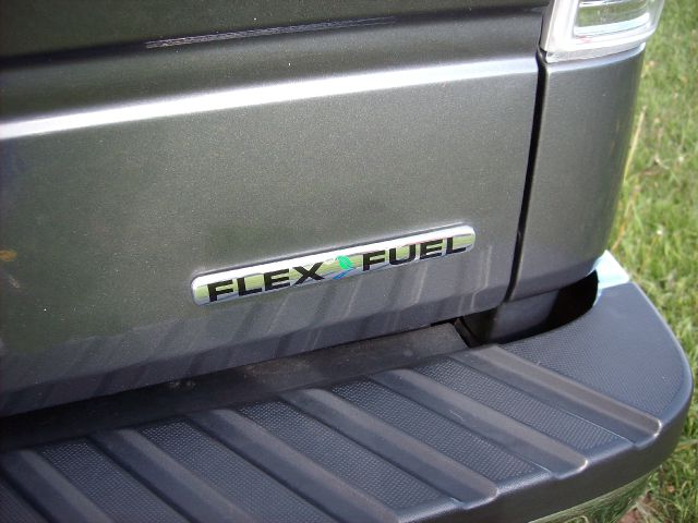 Ford F150 2012 photo 2