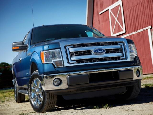 Ford F150 Quad Cab 140.5 WB 4WD SLT Pickup Truck