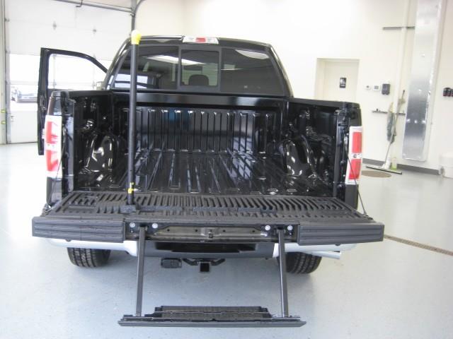 Ford F150 2013 photo 2