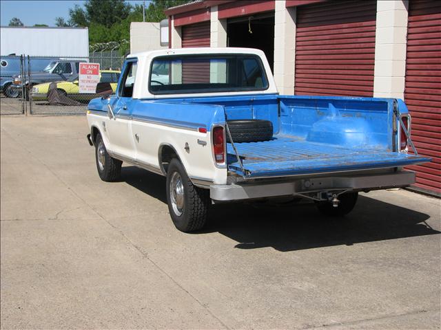 Ford F250 1974 photo 2