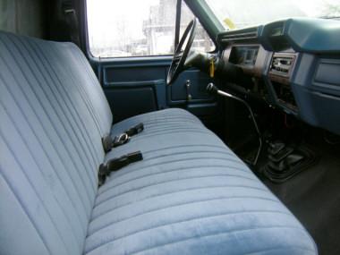 Ford F250 1985 photo 1