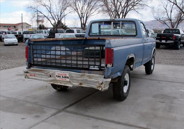 Ford F250 1985 photo 3