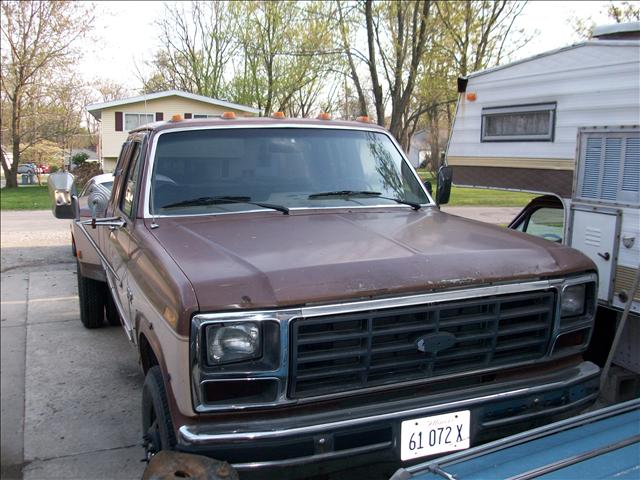 Ford F250 1986 photo 1