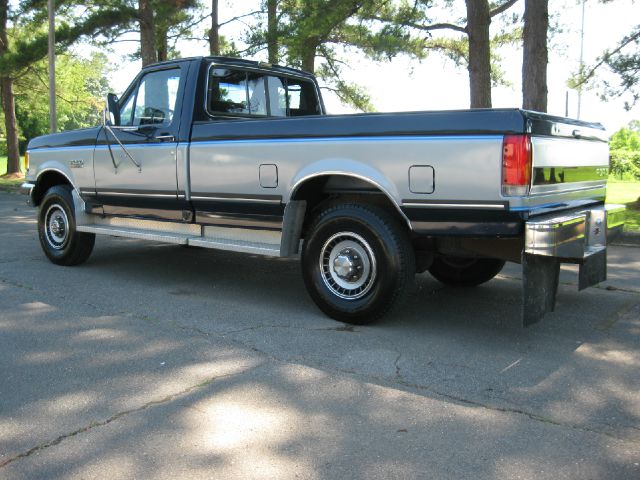 Ford F250 1988 photo 2