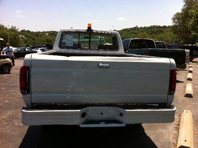 Ford F250 1989 photo 2