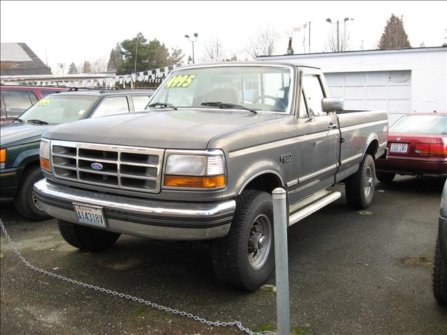 Ford F250 4dr Sdn CX Pickup