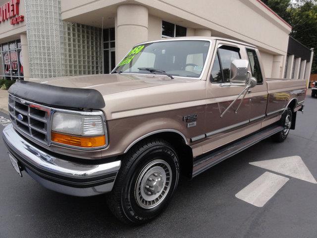 Ford F250 1993 photo 2