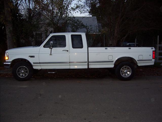 Ford F250 LT Extended,8 FOOT BOX Pickup