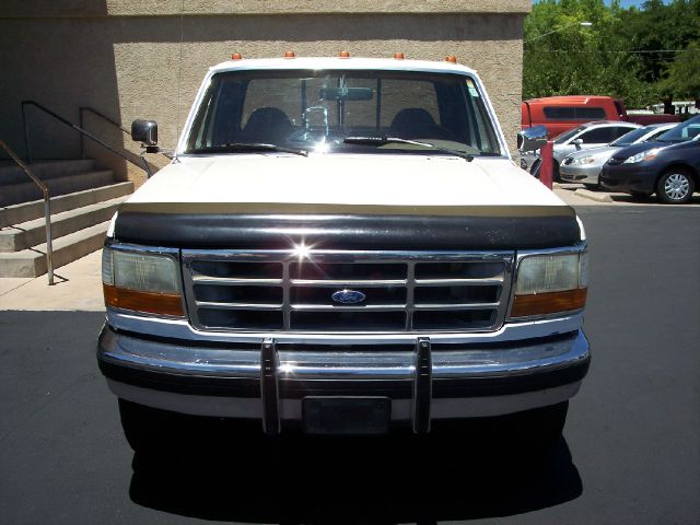 Ford F250 E 5-spd Pickup Truck