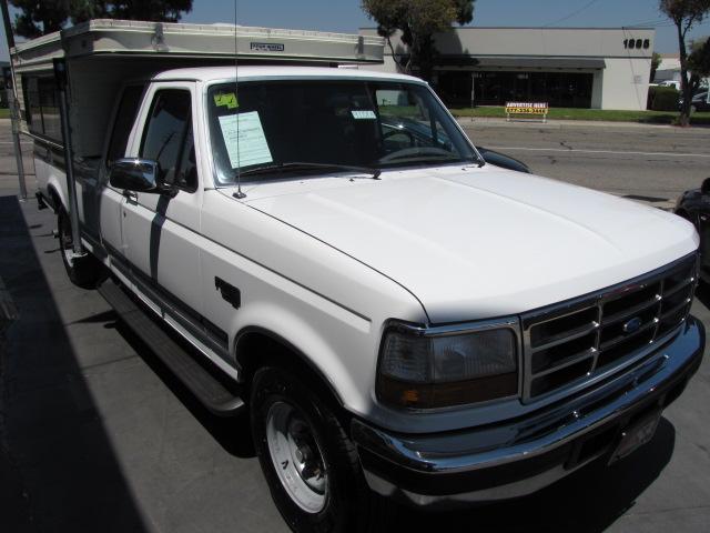 Ford F250 Crew Cab 4WD Pickup Truck