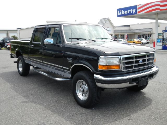 Ford F250 Sport - Premium 3RD SEAT Pickup Truck