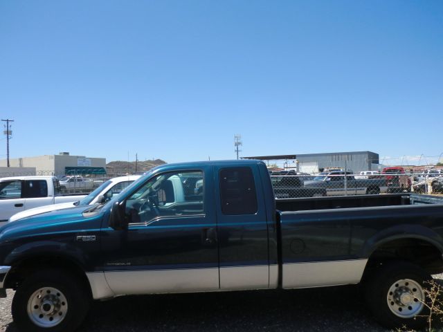 Ford F250 7 Passenger Quad Seating 4 Door Pickup Truck