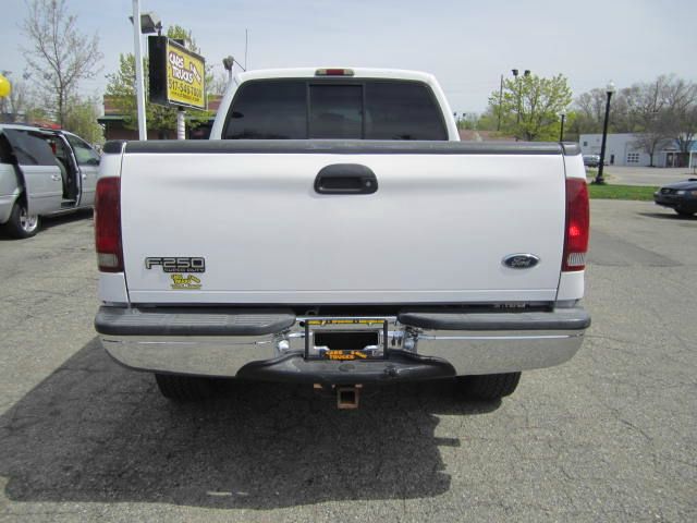 Ford F250 2006 Mercury Premier Pickup Truck