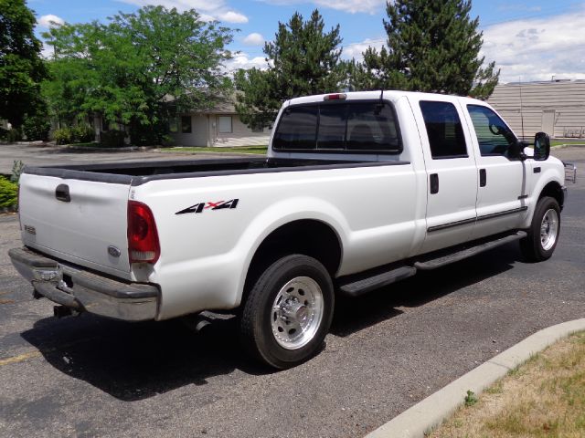 Ford F250 FX4 Flareside 4x4 Offroad Pickup Truck