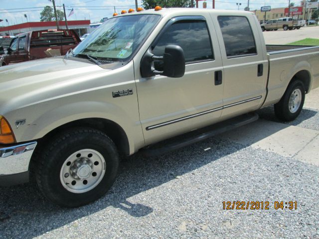 Ford F250 ESi Pickup Truck