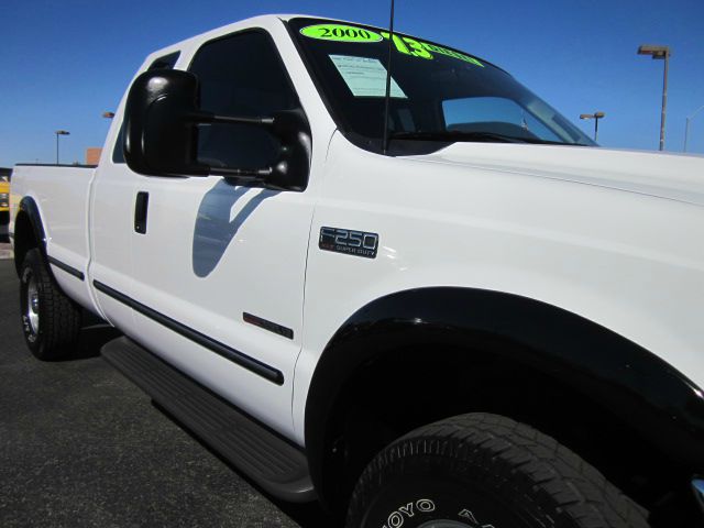 Ford F250 2000 photo 2