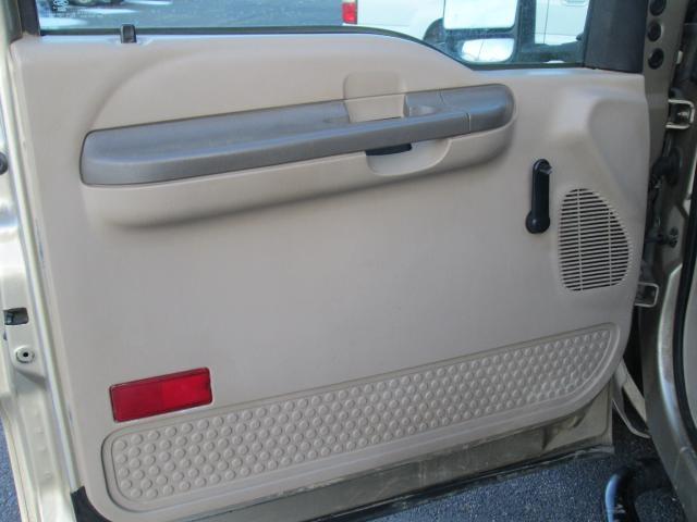 Ford F250 2001 photo 2