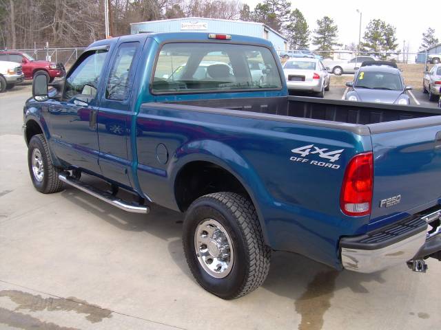 Ford F250 2002 photo 1