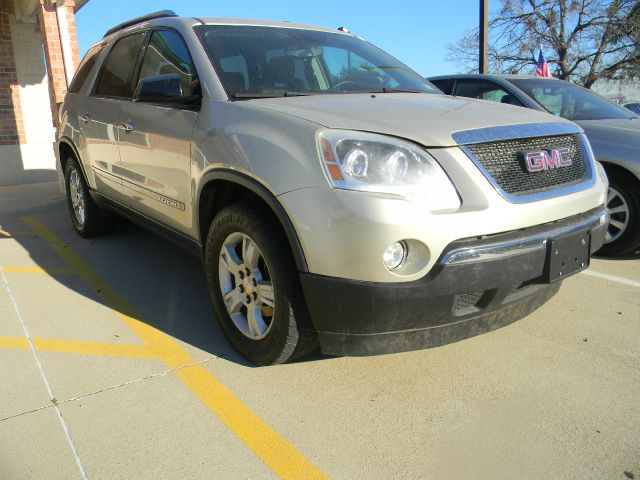 GMC Acadia 2007 photo 2