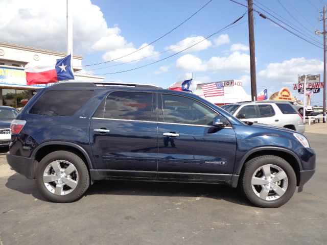 GMC Acadia 2007 photo 2