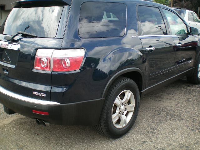 GMC Acadia 2007 photo 2