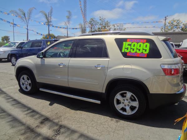 GMC Acadia 2007 photo 1