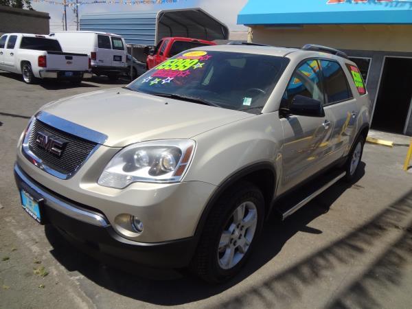 GMC Acadia 2007 photo 2