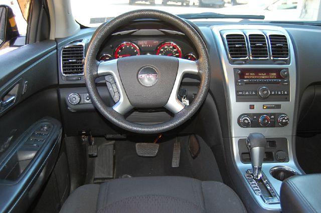 GMC Acadia 2007 photo 3