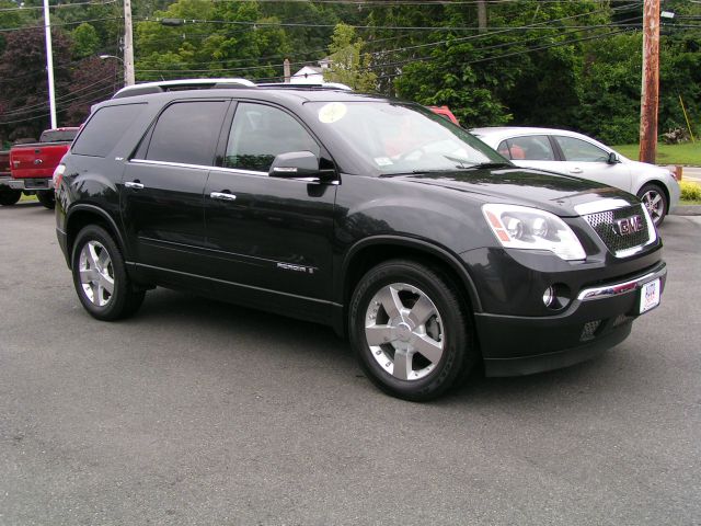 GMC Acadia 2007 photo 2