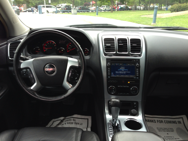 GMC Acadia 2007 photo 11