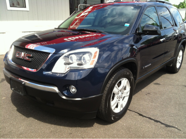 GMC Acadia 2007 photo 2