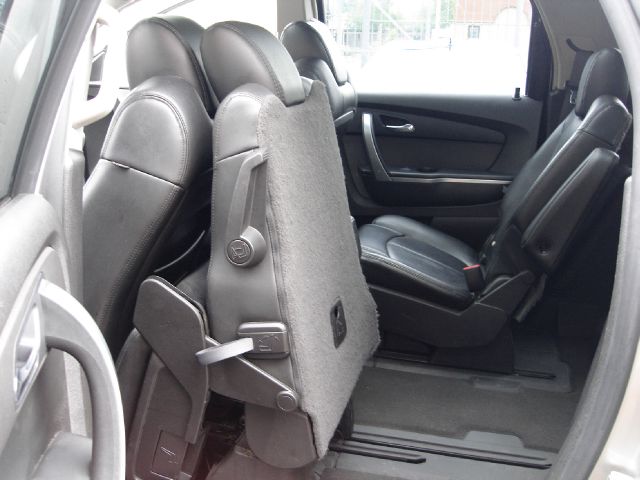 GMC Acadia 2007 photo 12