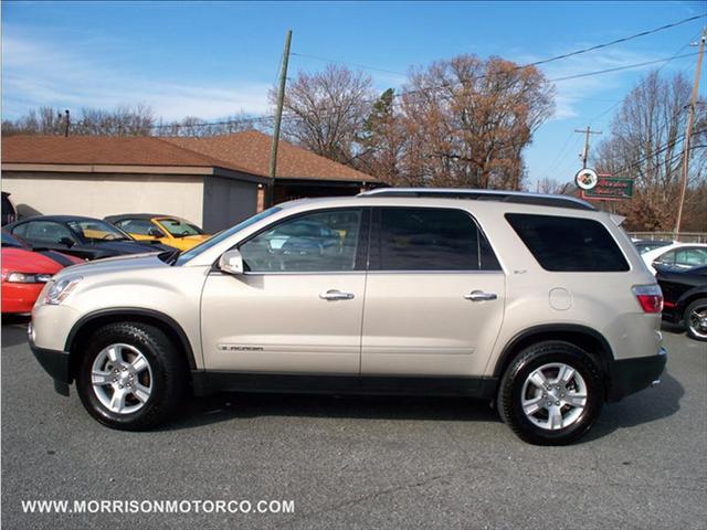 GMC Acadia 2007 photo 2