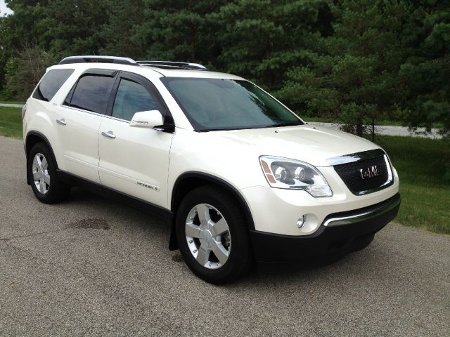 GMC Acadia 2008 photo 2